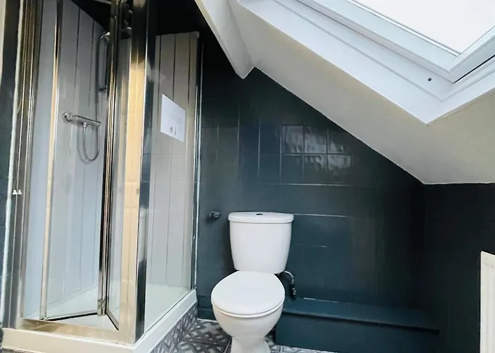 Located House For Big Groups *