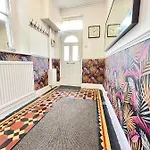 Located House For Big Groups Bristol