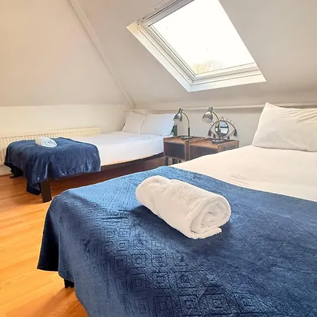 Located House For Big Groups Bristol