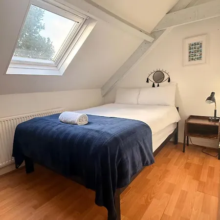 Casa de hóspedes Located House For Big Groups *