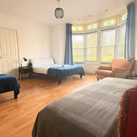 בית הארחה Located House For Big Groups *